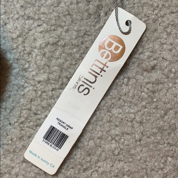 Bettinis resort wrap crochet-back triangle bikini top NWT - Picture 5 of 7